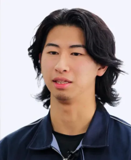 先輩インタビュー動画サムネイル