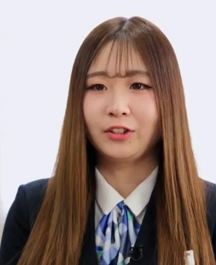 先輩インタビュー動画サムネイル