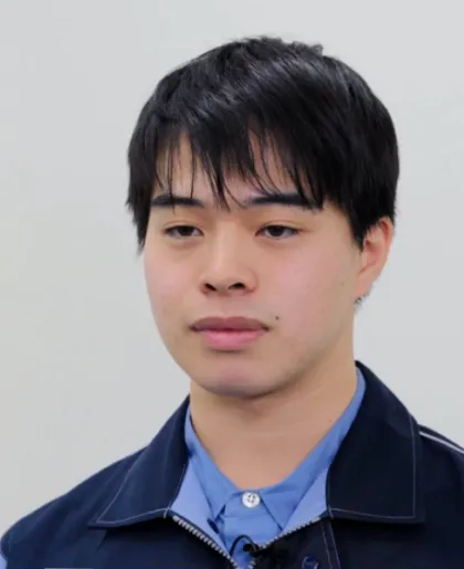 先輩インタビュー動画サムネイル